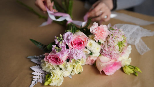 Bangkok Flower Gift Guide: What to Send for Every Relationship - BestBloomBuddy