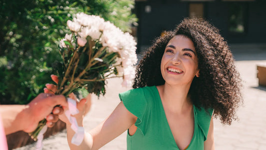 How to Send Flowers to Your Thai Girlfriend from Abroad - BestBloomBuddy