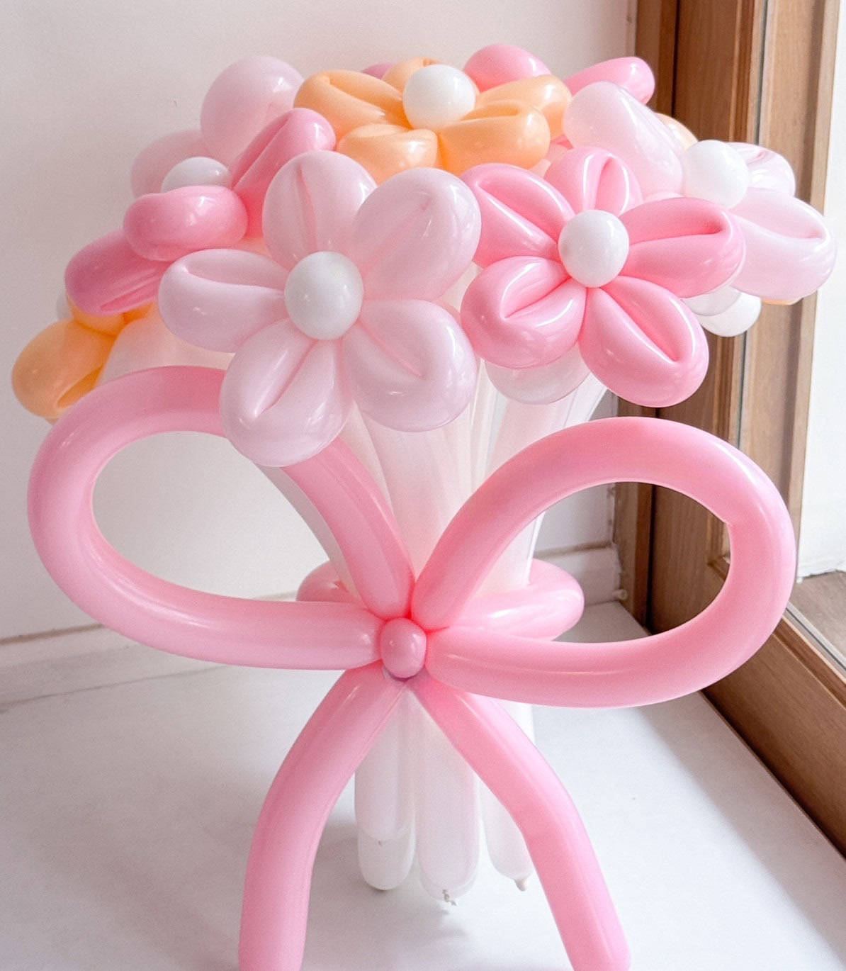 Softly Delight - Balloon Flower Bouquet - BestBloomBuddy