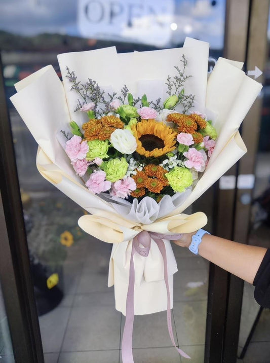 Sunny Splendor - Sunflower Bouquet - BestBloomBuddy