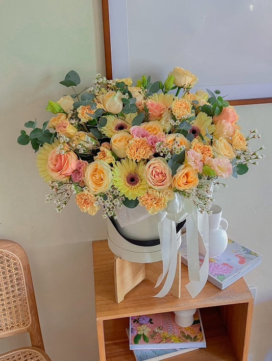 Lush & Lovely - Flower Box - BestBloomBuddy