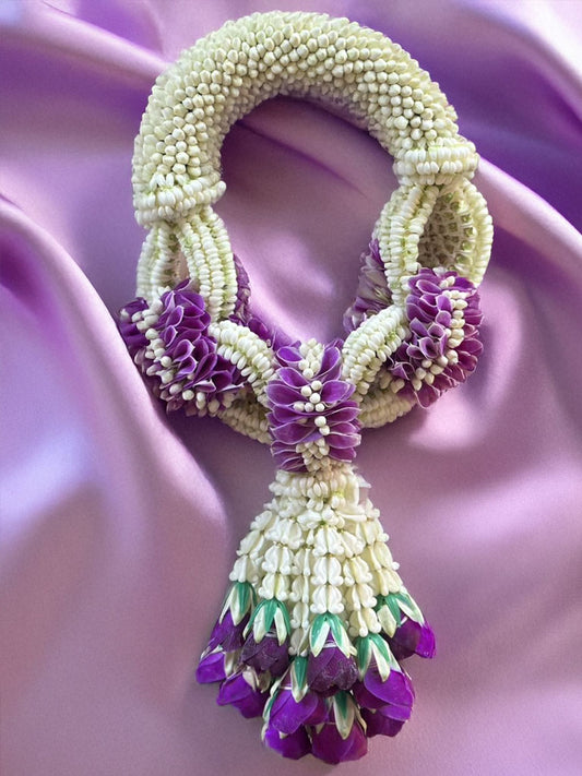 Royal Blessing - Fresh Flower Garland (พวงมาลัยดอกไม้สด) - BestBloomBuddy