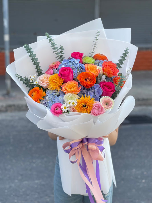 Tropical Delight - Mixed Flower Bouquet - BestBloomBuddy