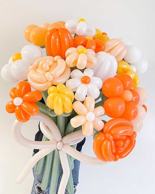 Honey Hug – Balloon Flower Bouquet - BestBloomBuddy
