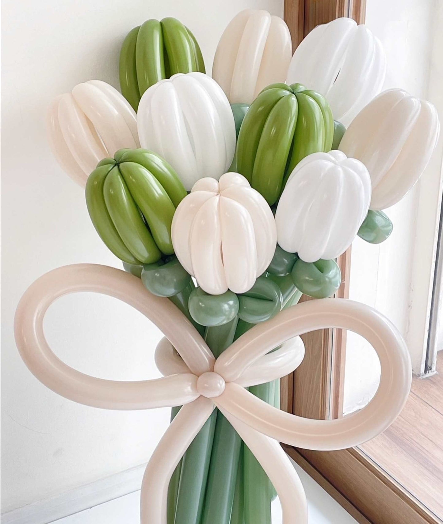 Matcha Mood – Balloon Flower Bouquet - BestBloomBuddy