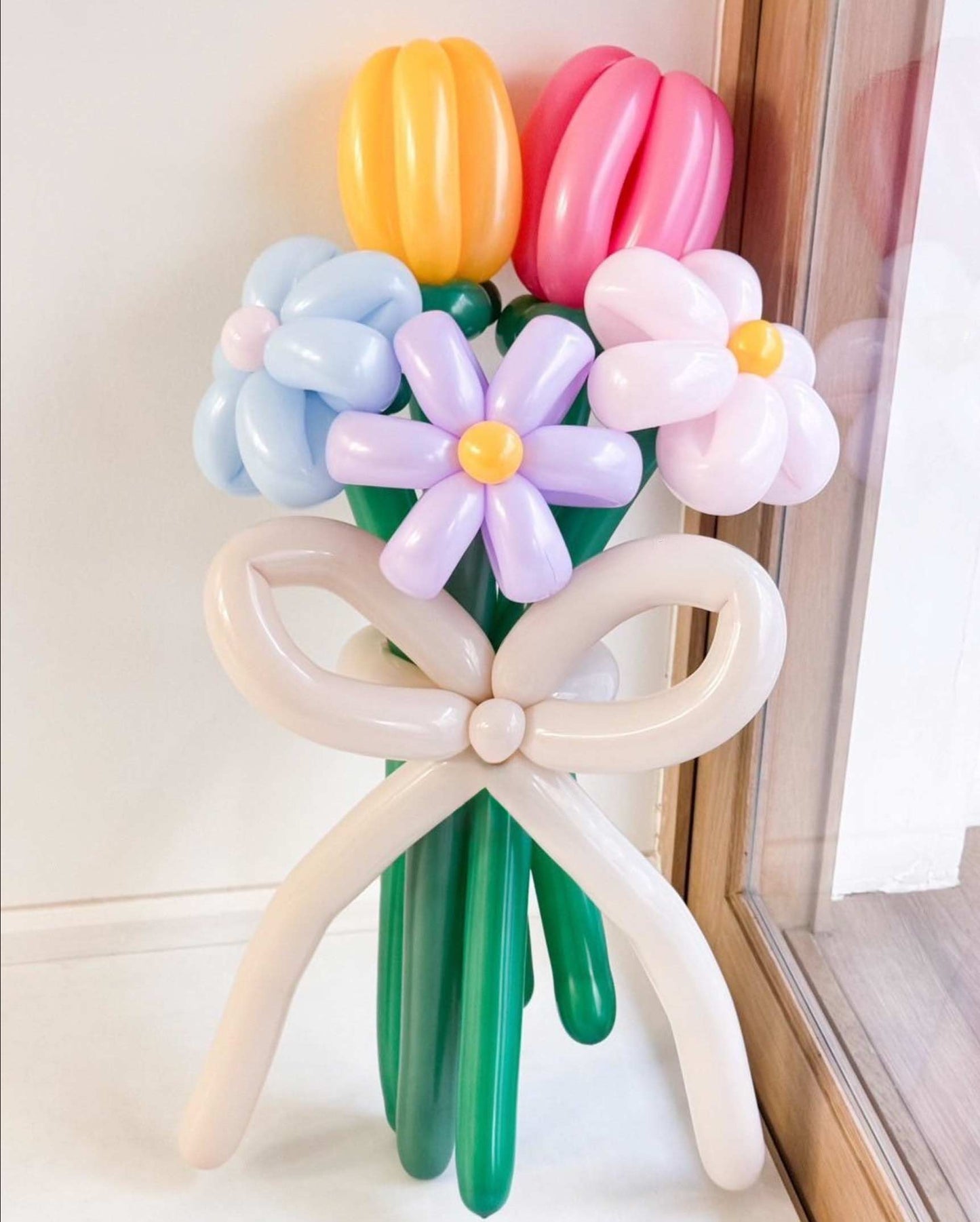 Cuddle Color - Balloon Flower Bouquet - BestBloomBuddy