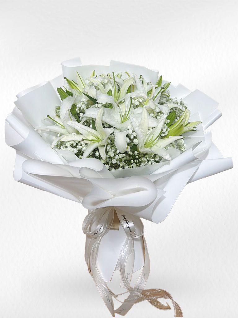 Angel’s Kiss - Lily Bouquet - BestBloomBuddy