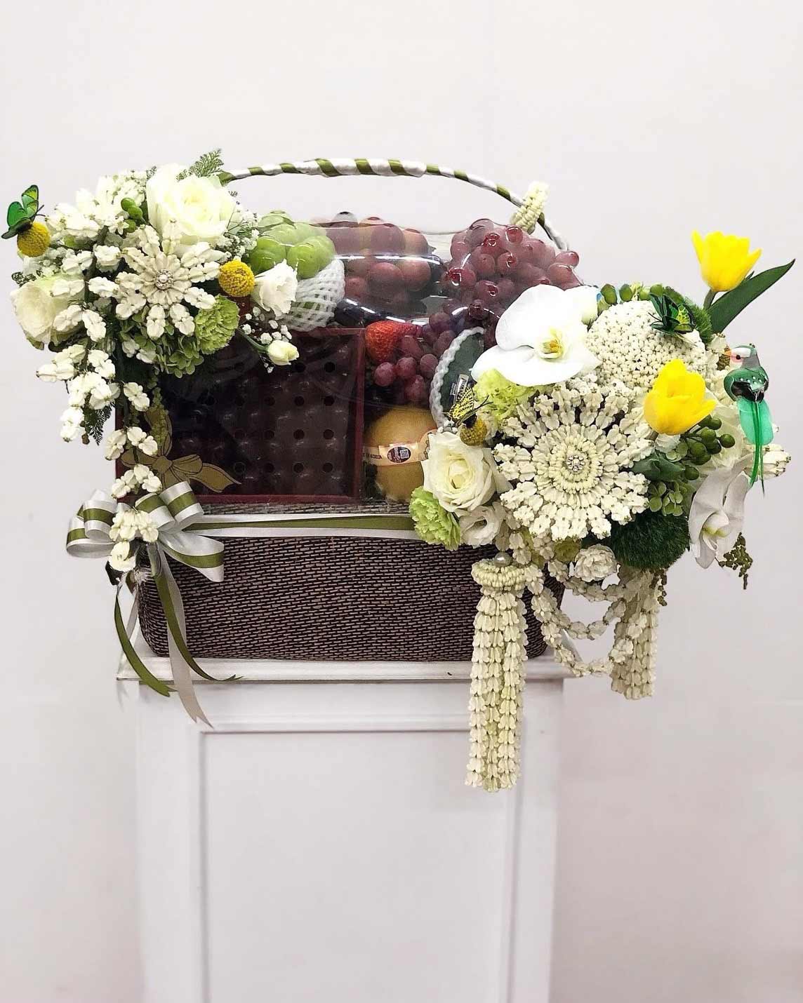 Rich Delight - Fruit Basket