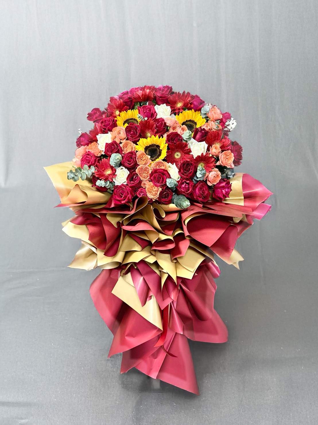 Red Lucky - Flower Stand - BestBloomBuddy