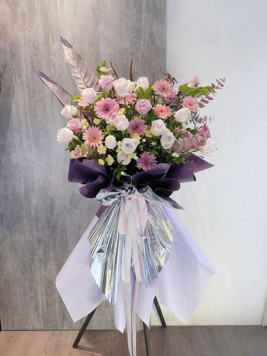 Royal Success – Grand Opening Flower Stand