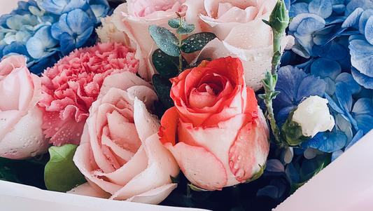 Flower Etiquette in Thailand: 5 Essential Tips for Foreigners