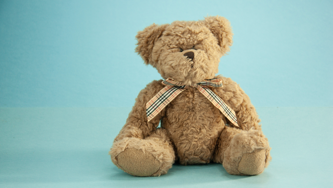 Cute Plushies and Flowers: The Perfect Combo for Loved Ones