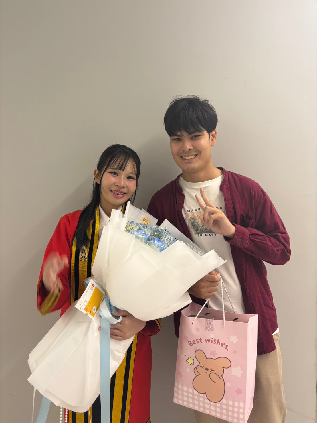 Sky Kiss – 10 Blue Roses Bouquet - BestBloomBuddy