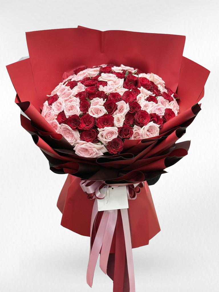 Heartbeats of Love – 100 Red & Pink Roses Bouquet