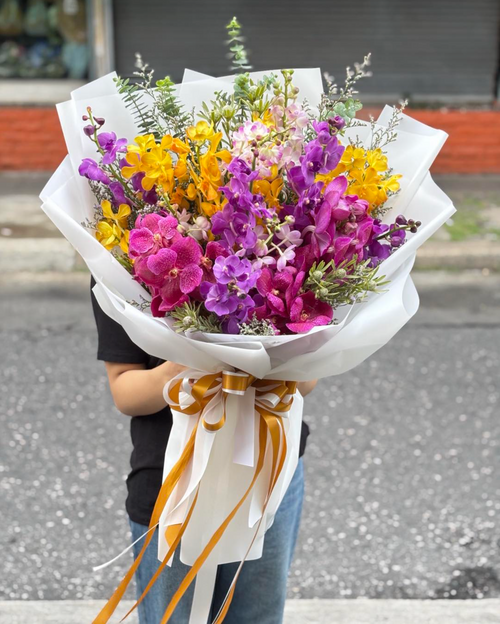 Mom, You Are Amazing - Mother's Day Flower - BestBloomBuddy