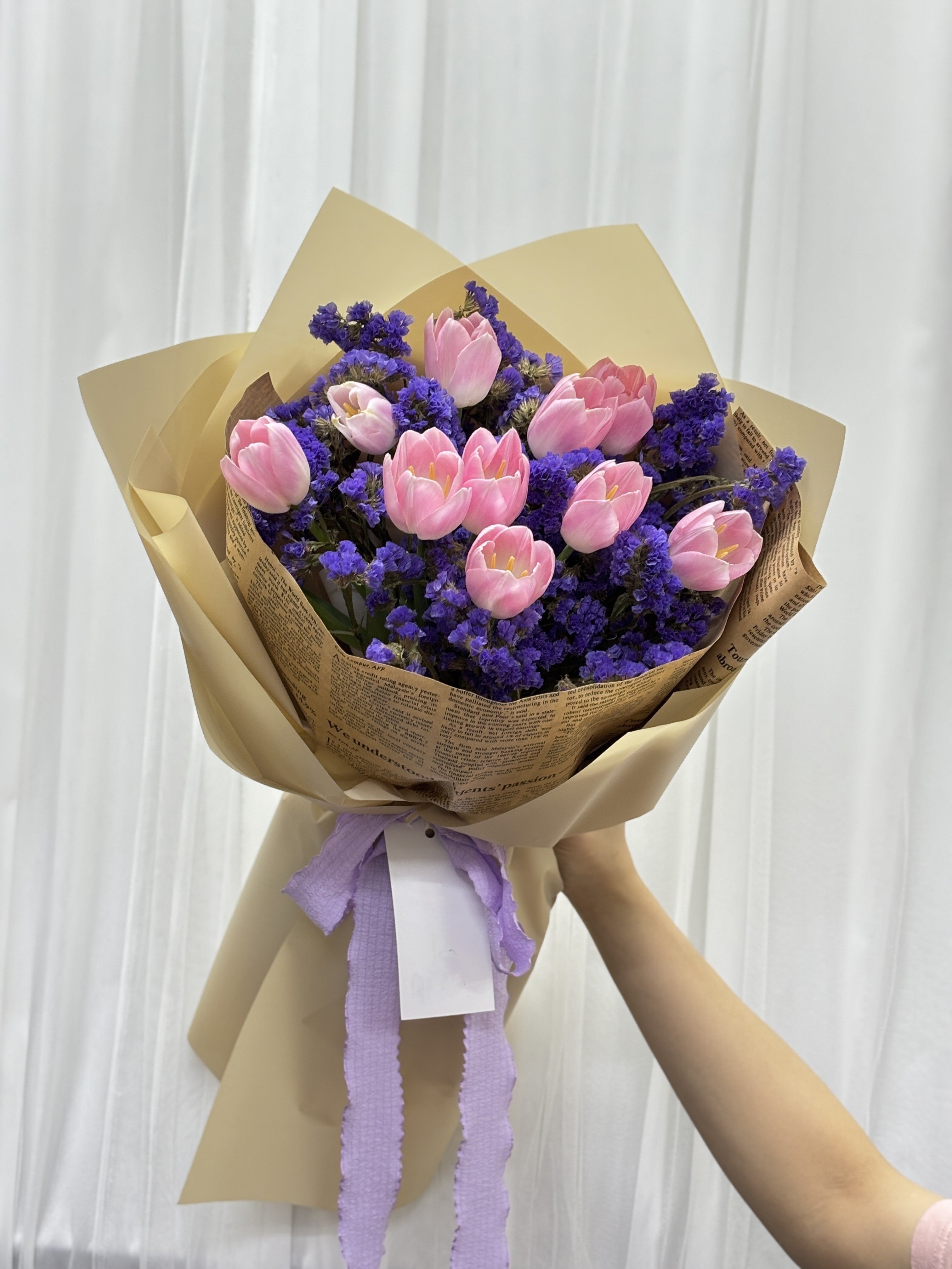 Vintage Beauty – Pink Tulip with Purple Statice Bouquet - BestBloomBuddy