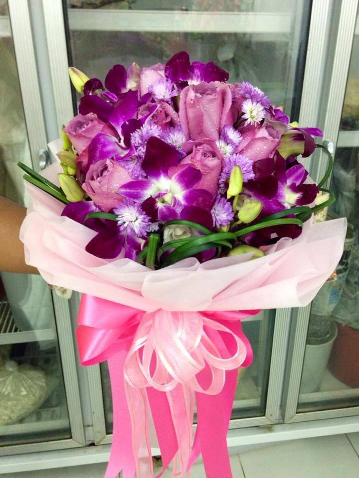 Velvet Blossom – Orchid & Rose Bouquet - BestBloomBuddy
