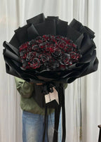 Phantom Kiss – 30 Black Roses Bouquet