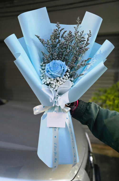 A Simple Love – Single Blue Rose Bouquet - BestBloomBuddy