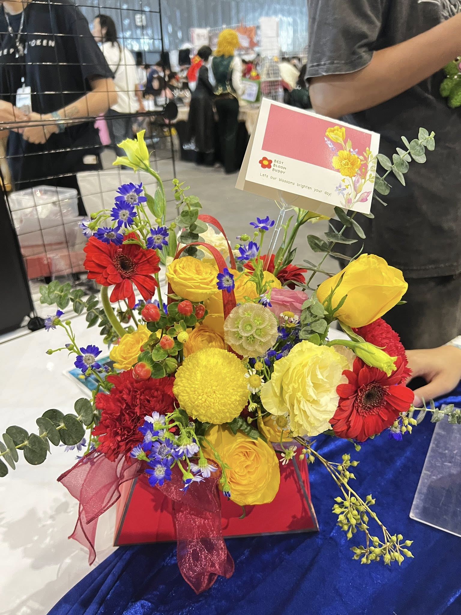 Vivid Charm – Flower Basket - BestBloomBuddy