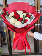 Eternal Love - 20 Red & White Rose Bouquet - BestBloomBuddy