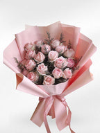 Sweet Embrace - 30 Pink Roses Bouquet - BestBloomBuddy