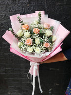Warm Whisper – 15 White & Peach Roses Bouquet - BestBloomBuddy