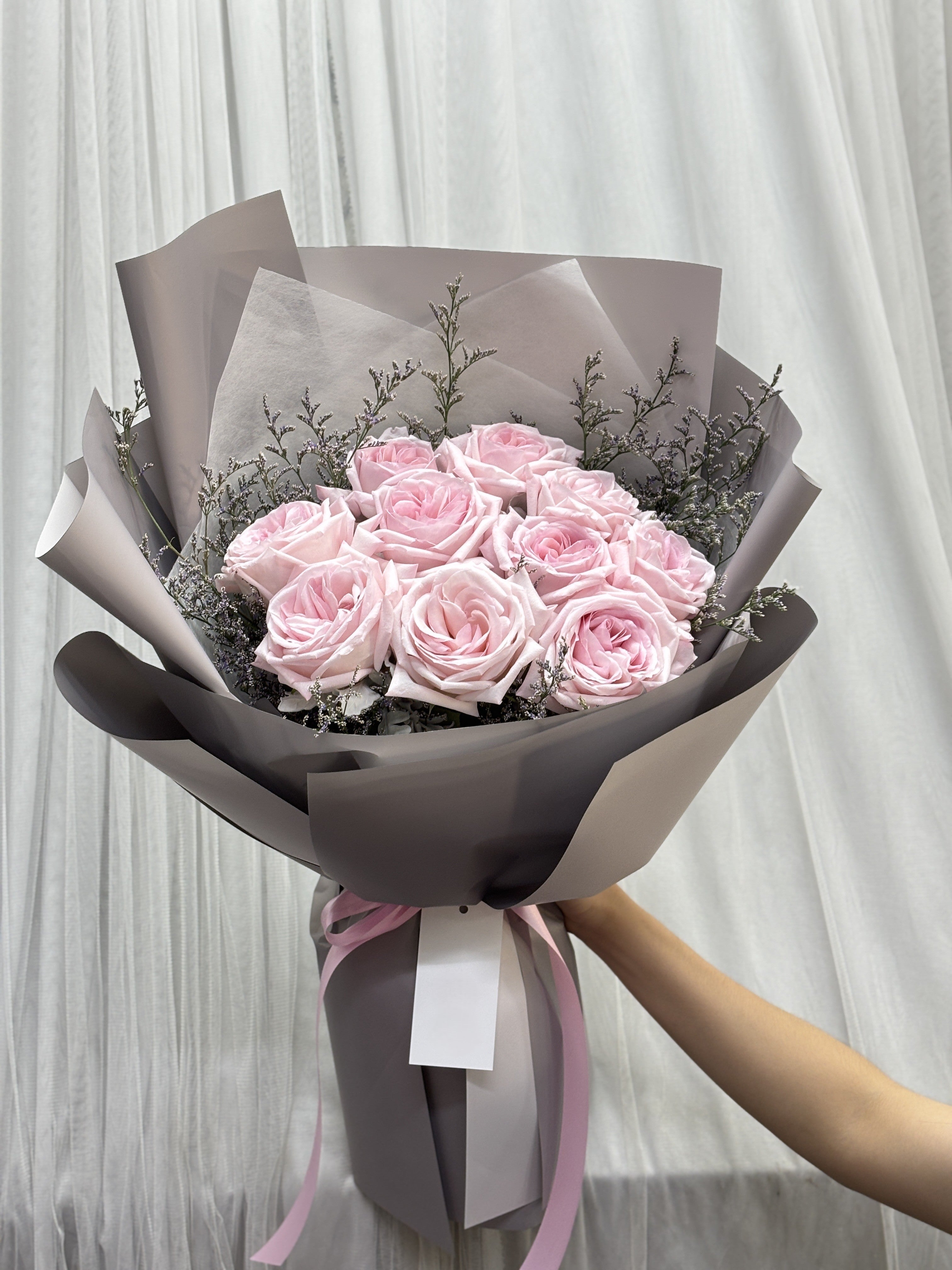 Pretty Sweet – 10 Pink Peony Roses (Garden Roses) - BestBloomBuddy