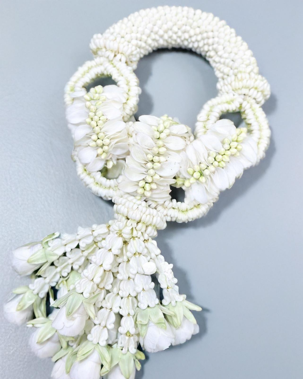 Gracious Blessing - Gardenia Garland - BestBloomBuddy