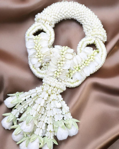Gracious Blessing - Gardenia Garland - BestBloomBuddy
