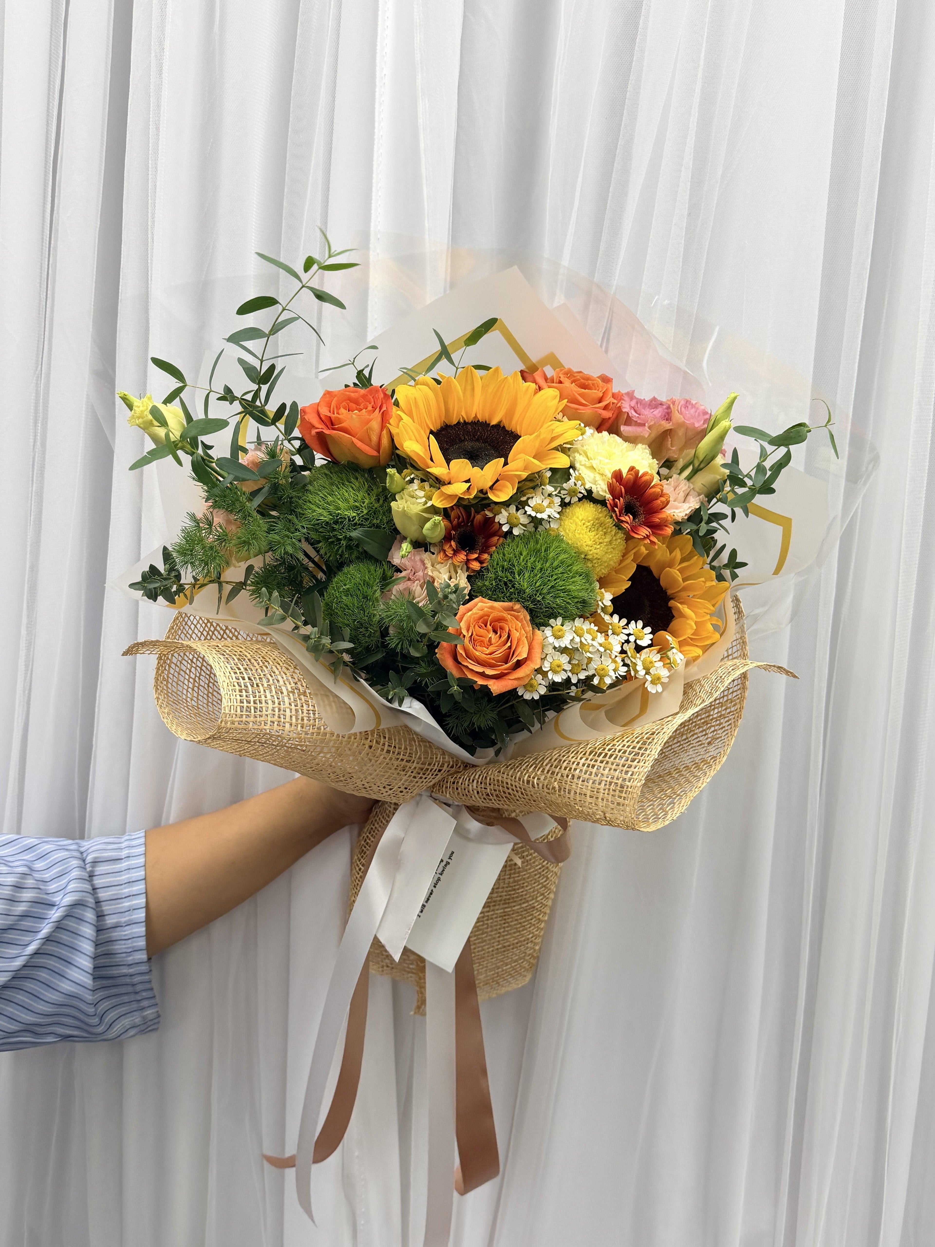 Warmest Wishes – Mixed Flower Bouquet - BestBloomBuddy