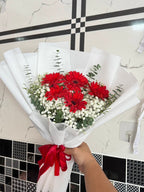 Beaming Heart - 5 Red Gerbera Bouquet - BestBloomBuddy