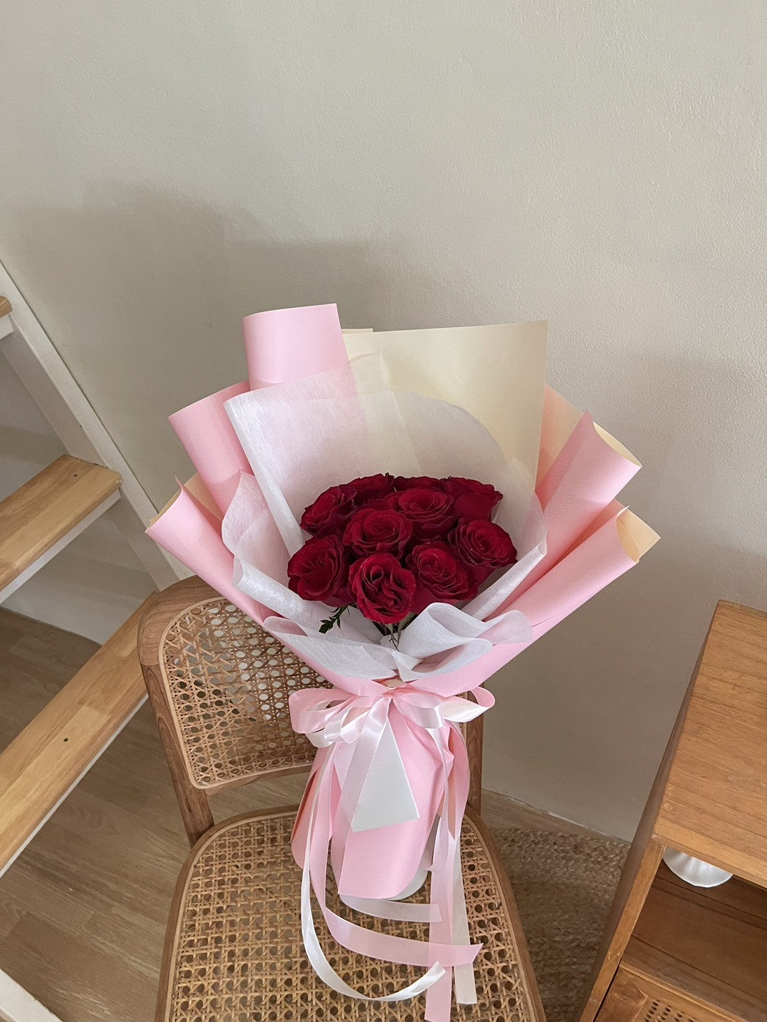 Love Letter – 10 Red Roses Bouquet