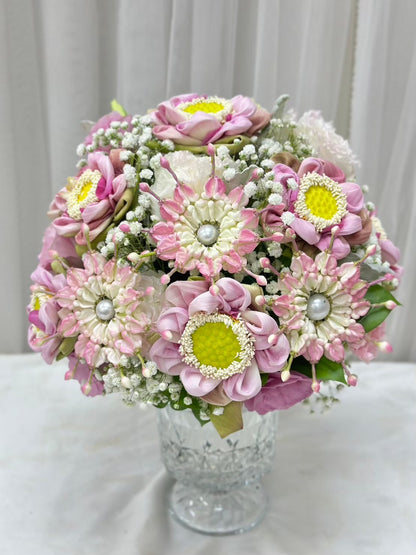 Busaba (บุษบา) – Pink Thai Flower Vase