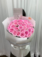 La Vie En Rose – 30 Pink Roses Bouquet