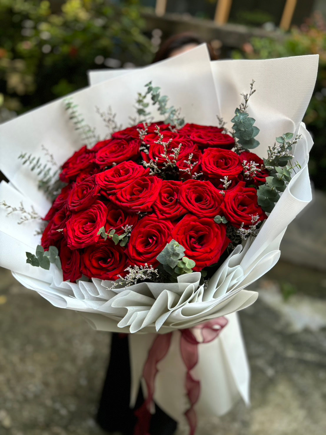 Grand Red Love – 30 Red Roses Bouquet | Valentine's Day Collection - BestBloomBuddy