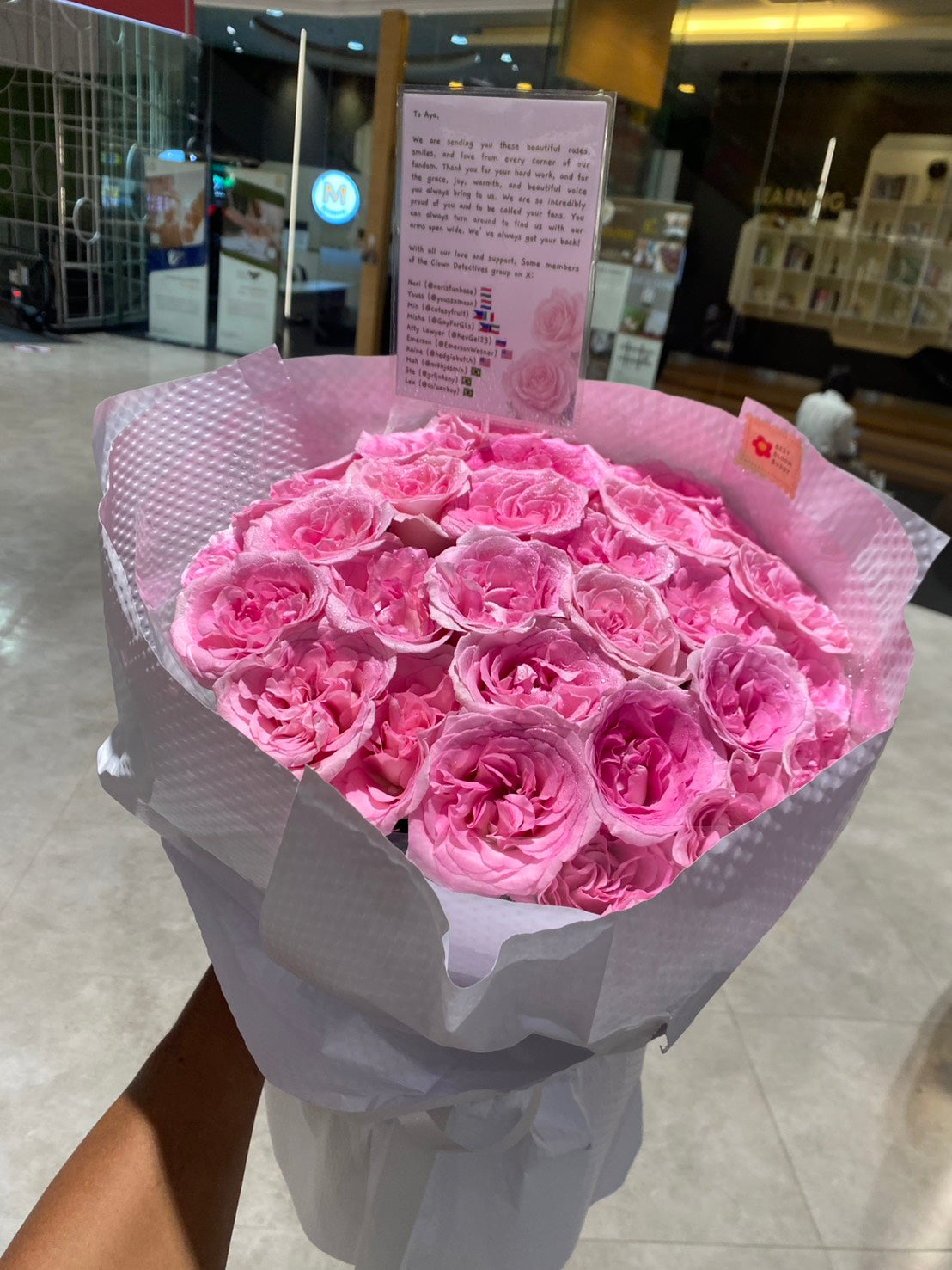 La Vie En Rose – 30 Pink Roses Bouquet