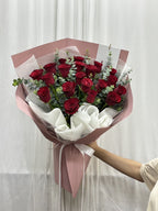 Sweet Cherry – 10 Red Roses Bouquet - BestBloomBuddy