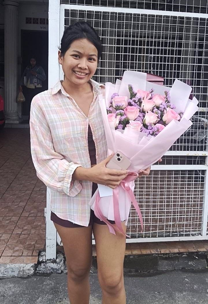 Rosie Crush — Pink Roses & Purple Statice Bouquet