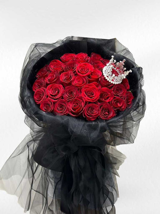 Queen’s Desire - Red Rose Bouquet