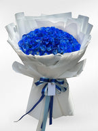 Ocean Heart – 50 Blue Roses Bouquet - BestBloomBuddy