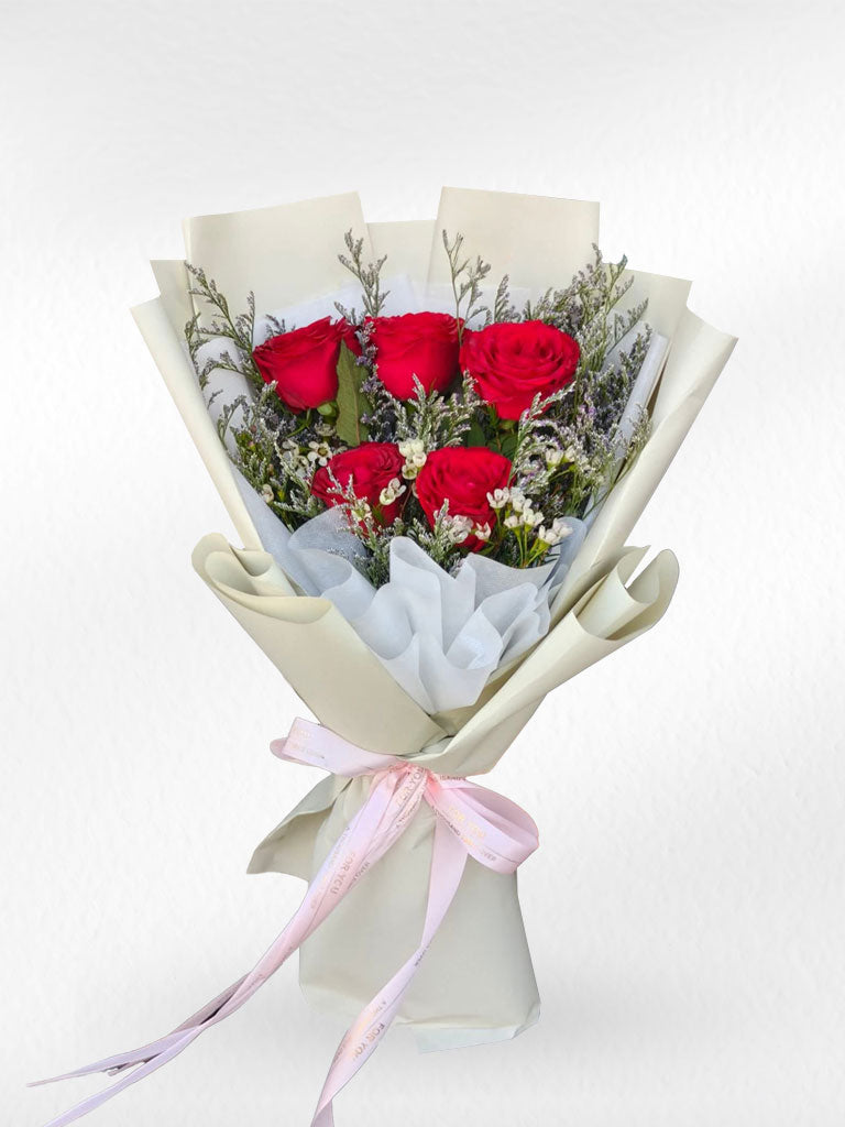 Lovely Ruby - 5 Red Roses Bouquet - BestBloomBuddy