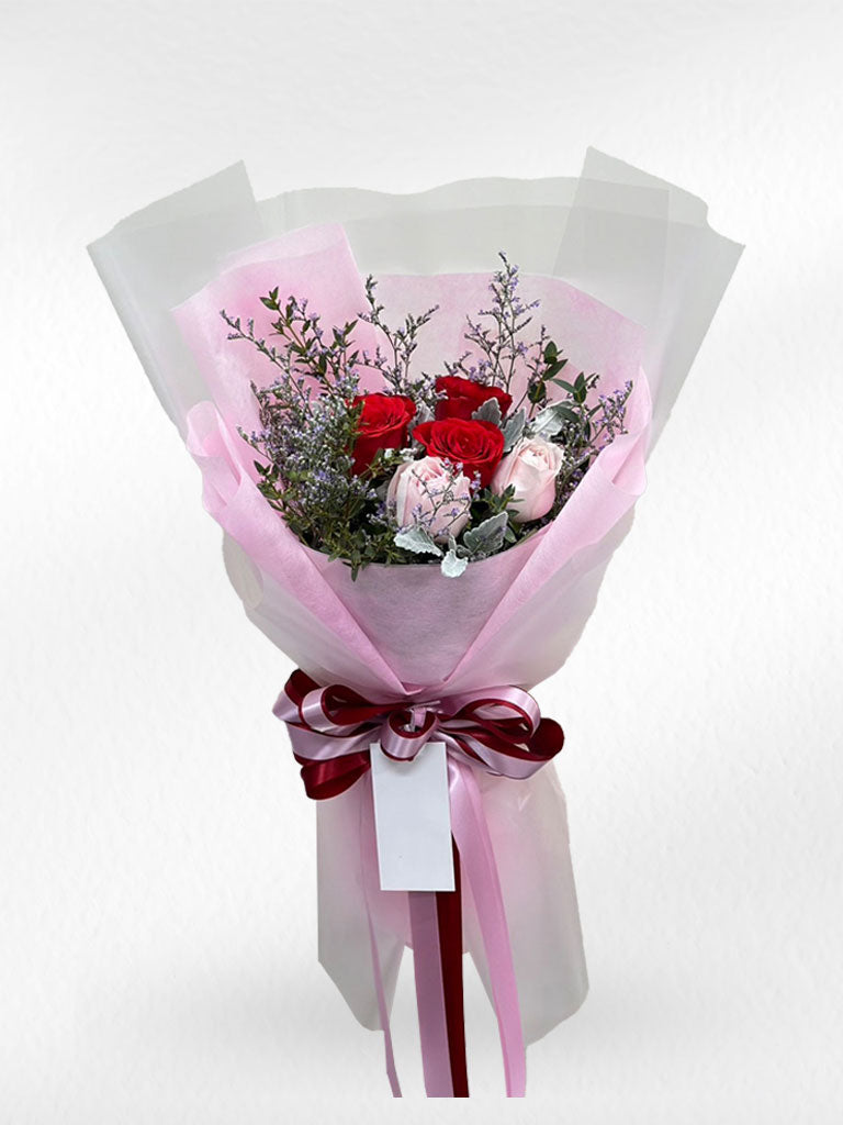 Color of Love - 5 Mixed Rose Bouquet - BestBloomBuddy