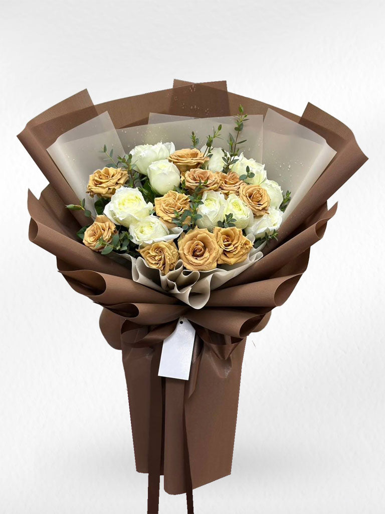 Coffee & Cream - 20 White and Cappuccino Roses Bouquet - BestBloomBuddy