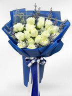 Sky and Sea – 20 White Roses Bouquet