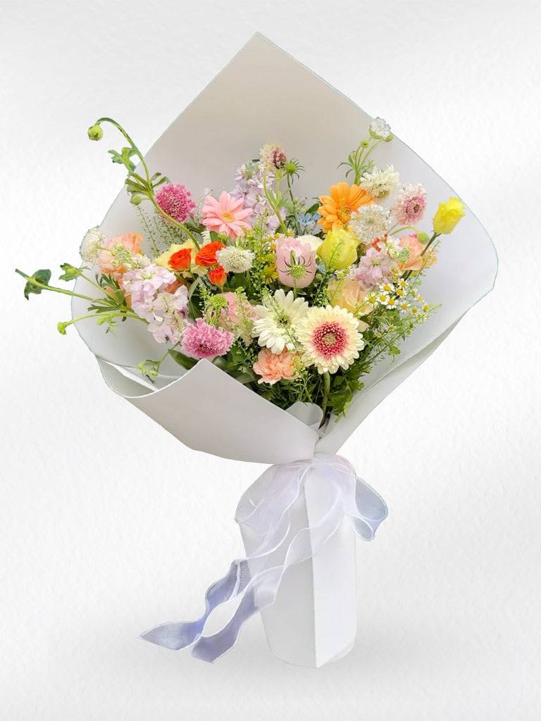 Velour Garden - Mixed Flower Bouquet - BestBloomBuddy