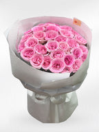 La Vie En Rose – 30 Pink Roses Bouquet