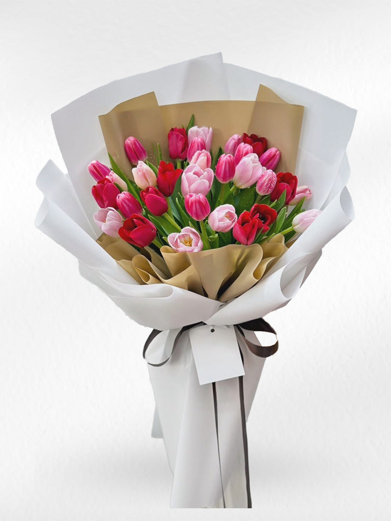 My Sweetheart - 30 Tulips Bouquet - BestBloomBuddy