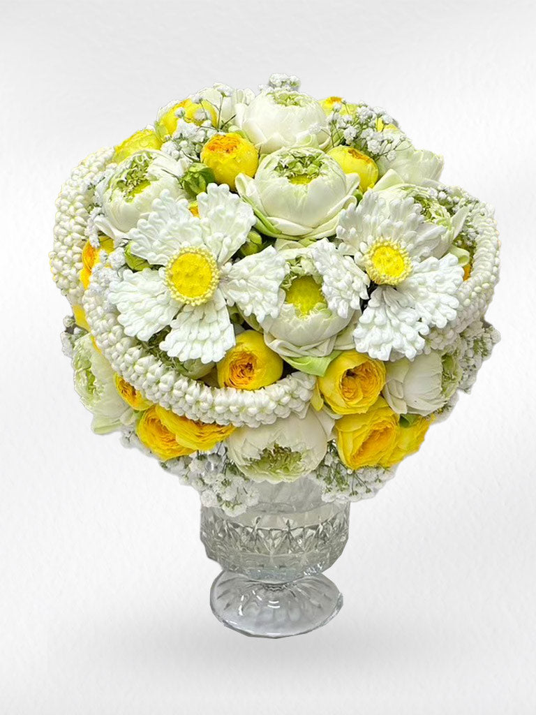 Chanthima (จันทิมา) – Yellow Thai Flower Vase - BestBloomBuddy