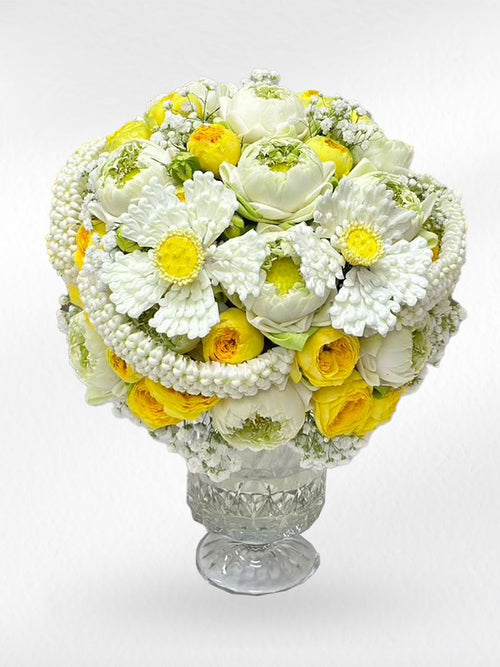 Chanthima (จันทิมา) – Yellow Thai Flower Vase - BestBloomBuddy